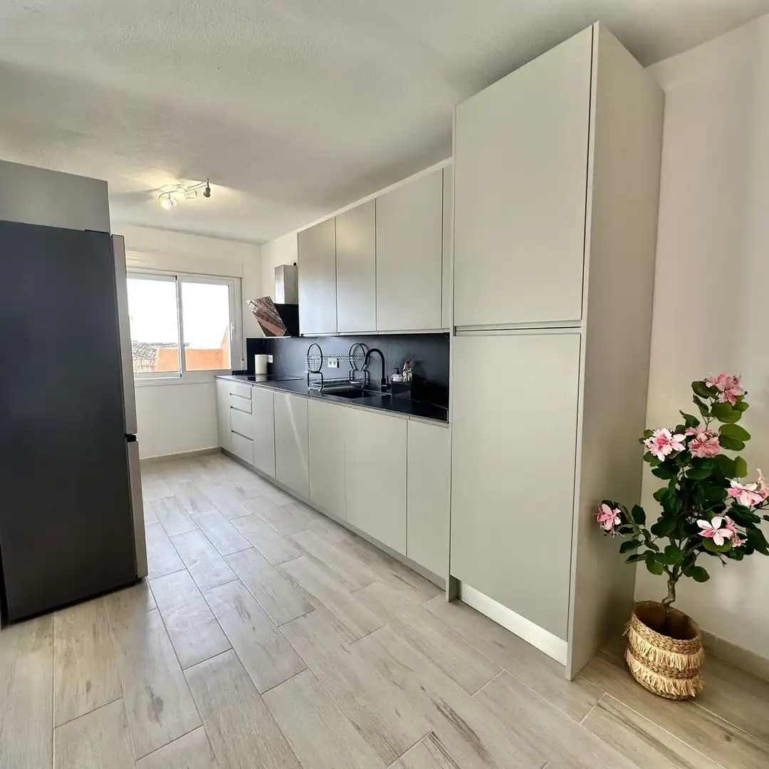 Cocina de Piso en venta en Marbella con Terraza