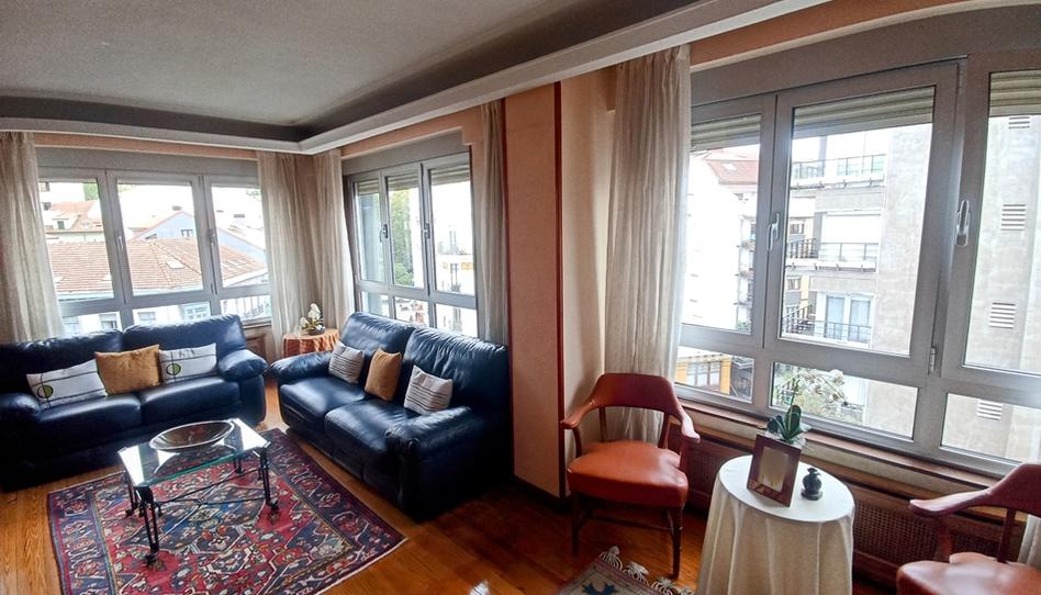 Foto 1 de Piso en venta en Calle Posada Herrera, Salesas - Foncalada - Campoamor, Asturias