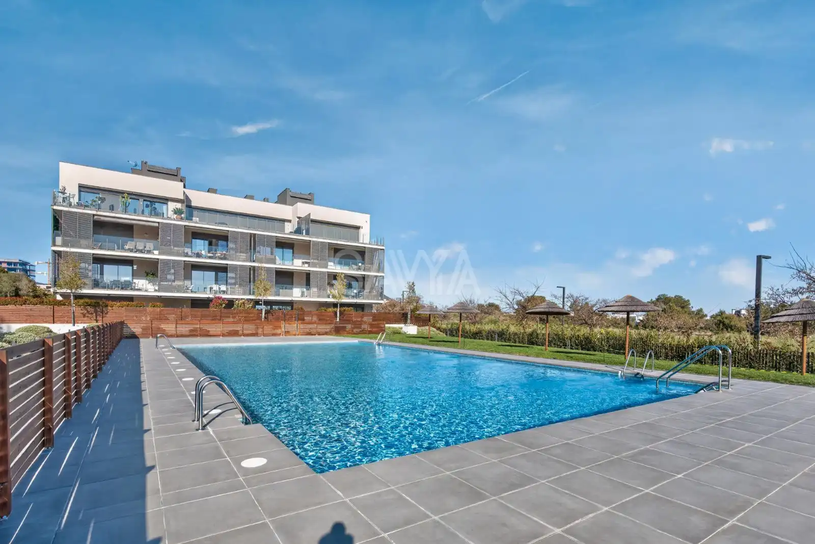 Piscina de Piso en venta en Sitges con Aire acondicionado, Calefacción y Terraza