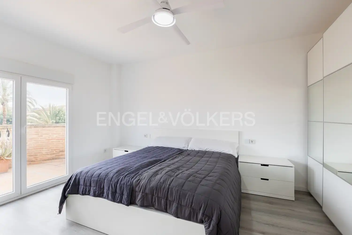 Bedroom of Houses for sale in L'Eliana  with Air Conditioner, Heating and Private garden