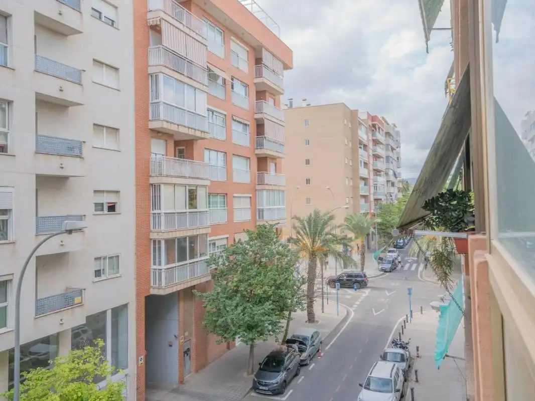 Pis amb terrassa en venda a Carrer Tibi