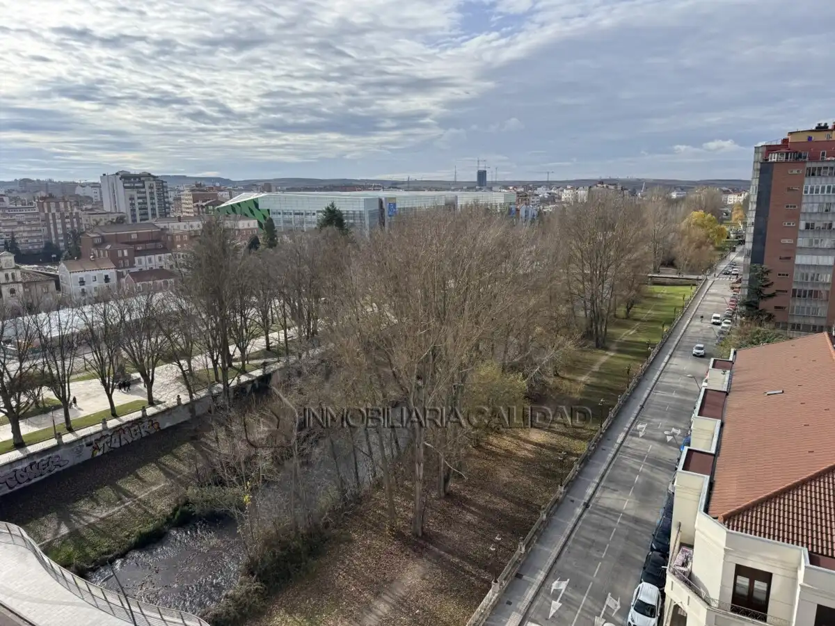 Pis amb ascensor en venda a Centro