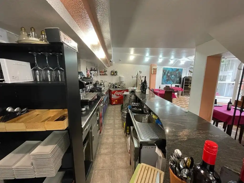 Business premises for sale in Casco Antiguo, imagen 19