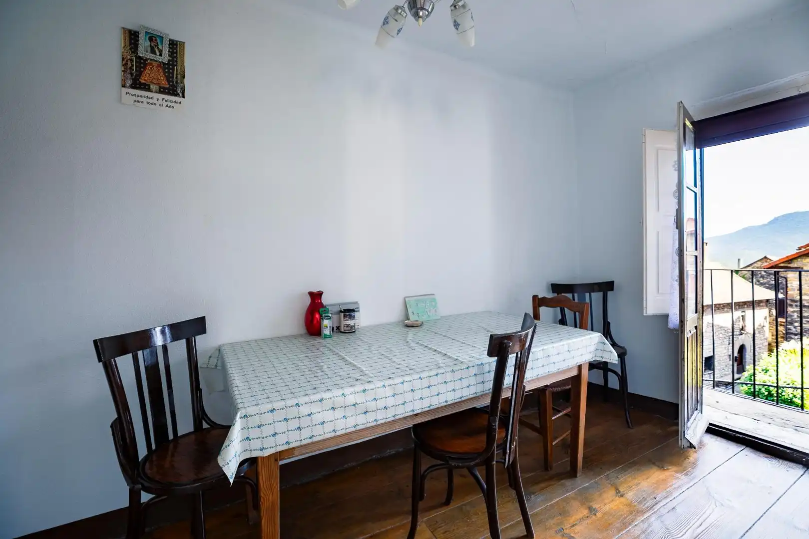 Comedor de Casa o chalet en venta en Aragüés del Puerto con Jardín privado, Terraza y Amueblado