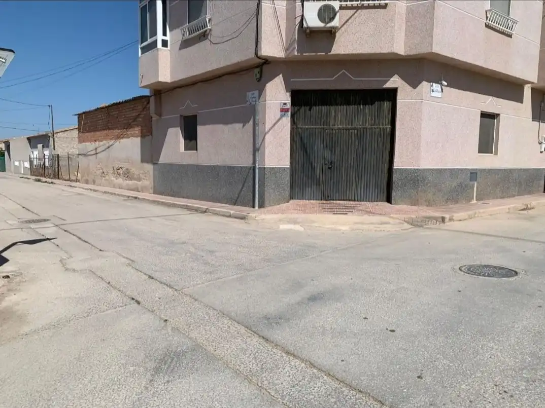 Wohnbaugrundstück zum Verkauf in Avenida Constitución 49, imagen 4