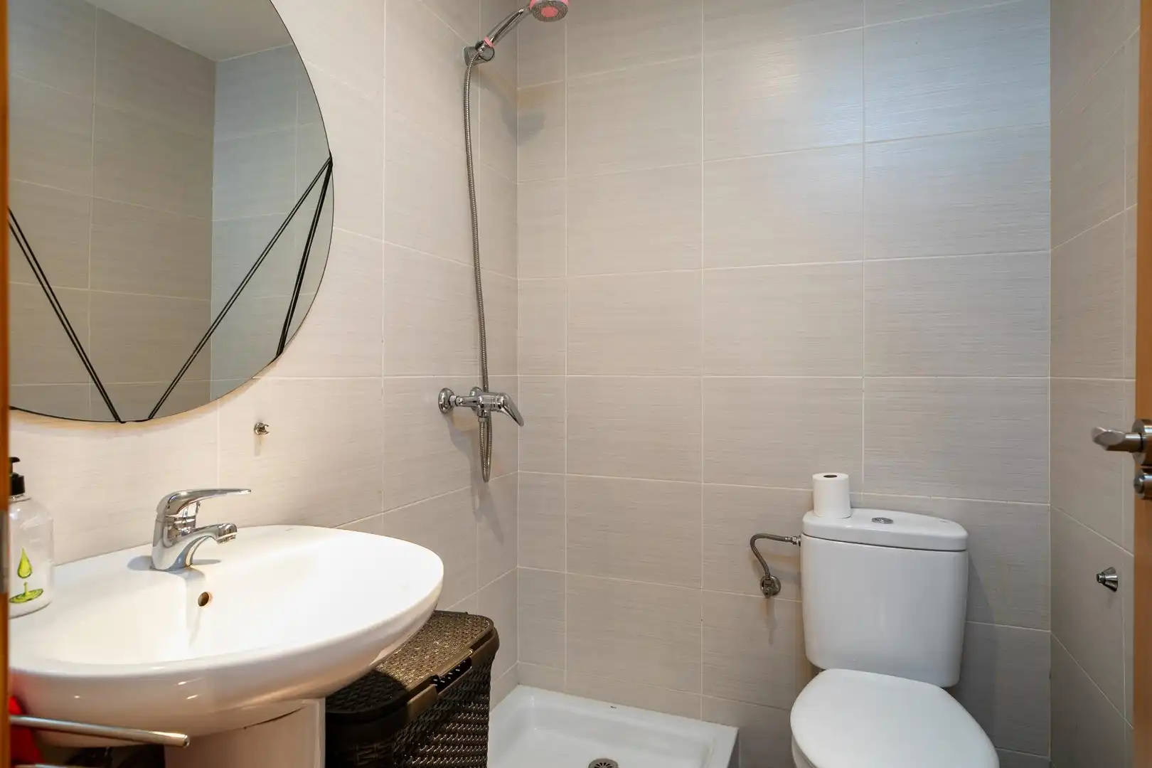 Bathroom of Duplexes for sale in Canal de Berdún  with Heating, Terrace and Storage room