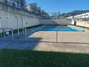 Swimming pool of Flat for sale in Cruces