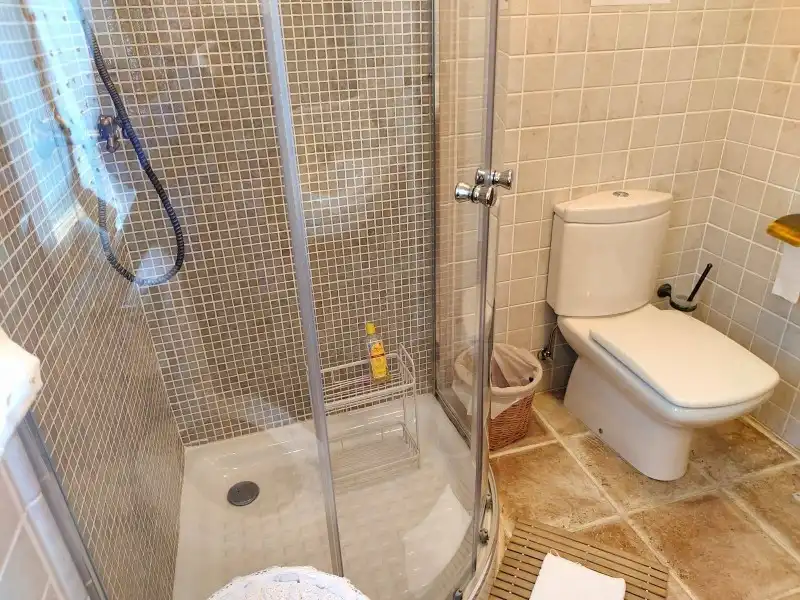 Baño de Casa o chalet en venta en Bustarviejo con Calefacción, Parquet y Terraza