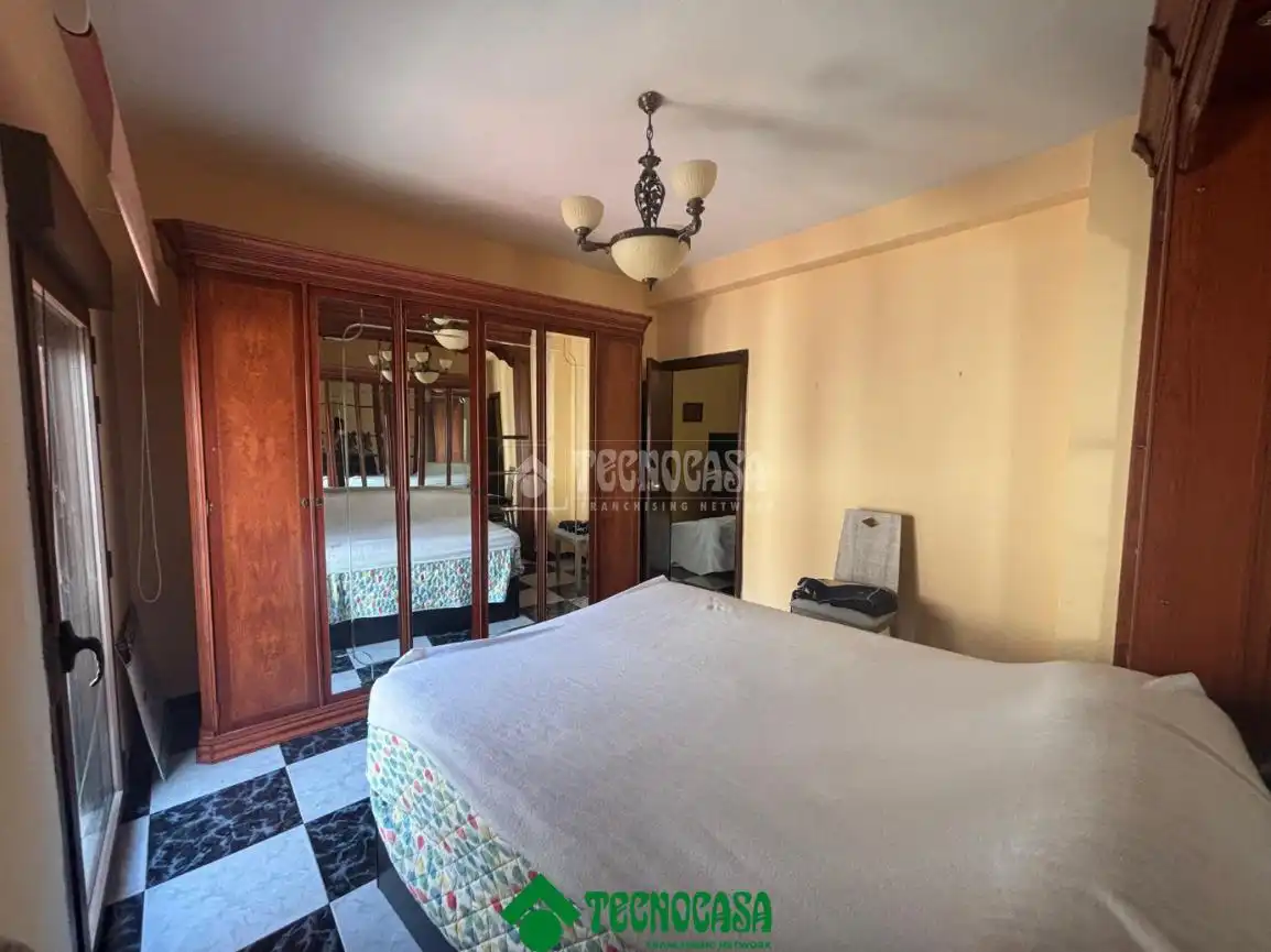 Dormitori de Casa adosada en venda en Montoro amb Aire condicionat