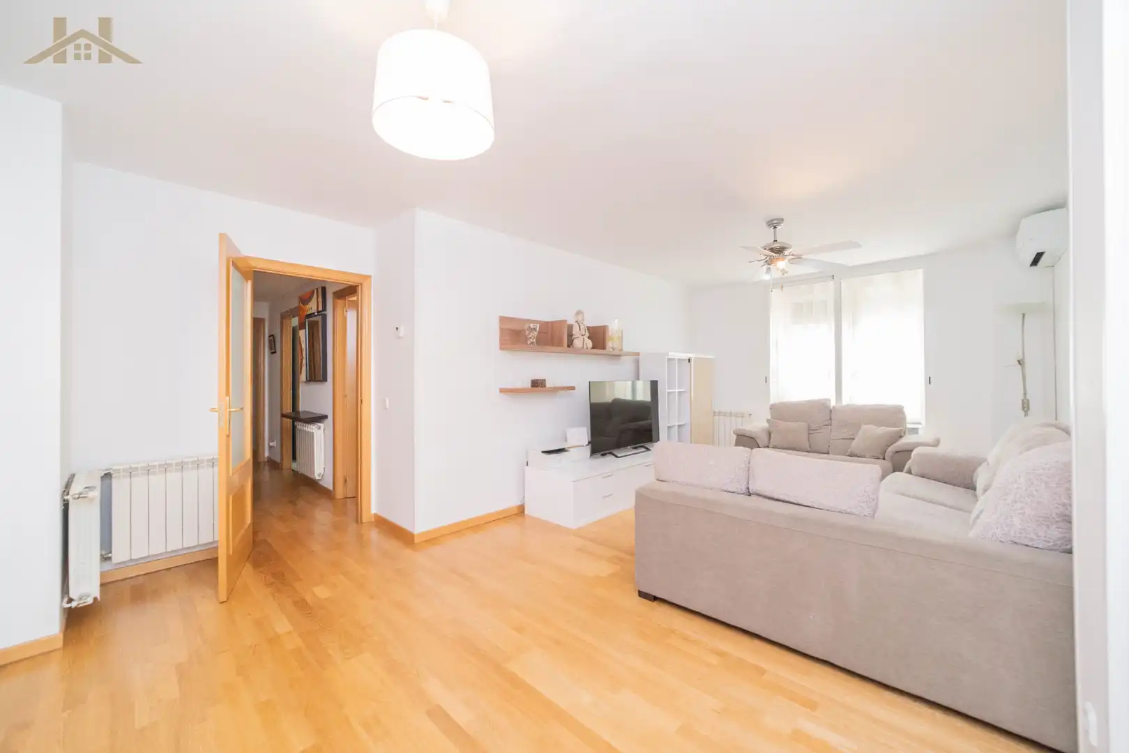 Sala de estar de Piso en venta en Arroyomolinos (Madrid) con Aire acondicionado, Calefacción y Trastero