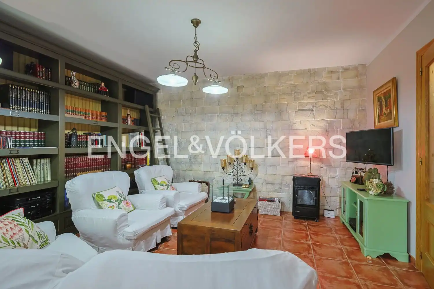 Sala de estar de Piso en venta en Navajas con Calefacción, Terraza y Amueblado