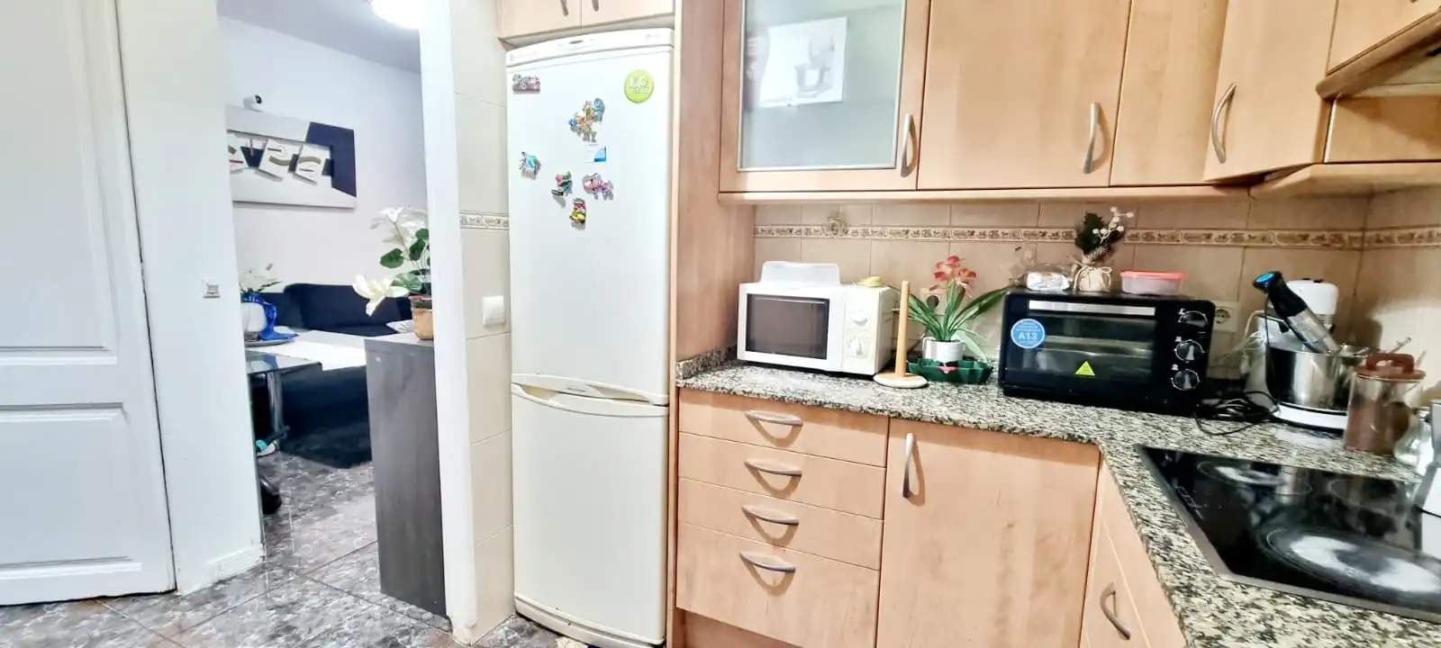 Kitchen of Flat for sale in L'Hospitalet de Llobregat  with Air Conditioner and Furnished