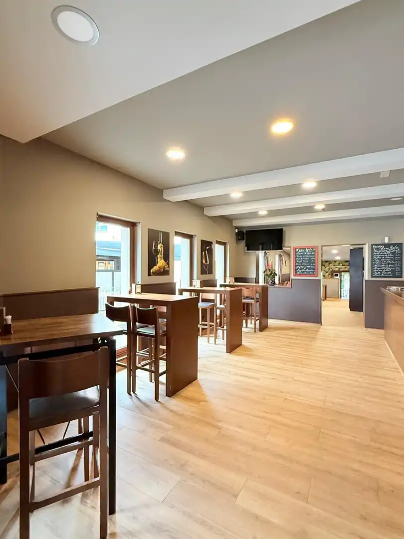 Casa o chalet en venta en Oleiros con Calefacción y Jardín privado
