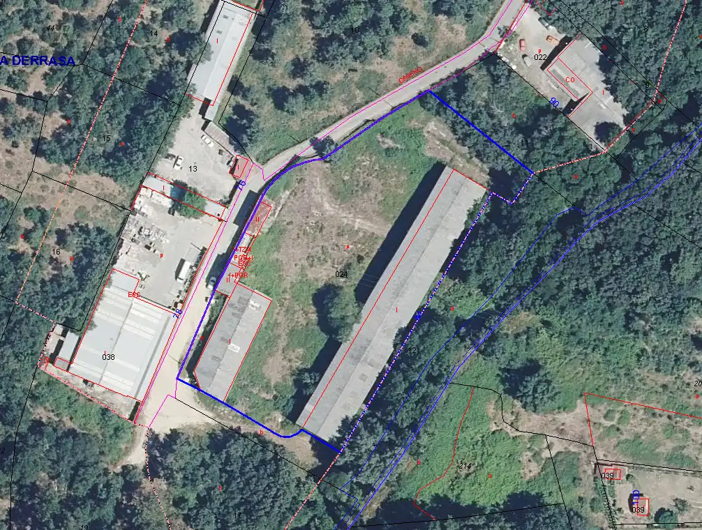 Terreny industrial en venda en O Pereiro de Aguiar 