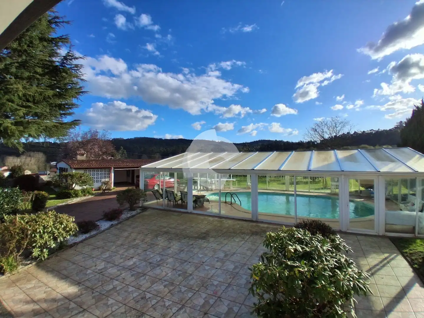 Piscina de Casa o xalet en venda en Abegondo amb Jardí privat i Traster