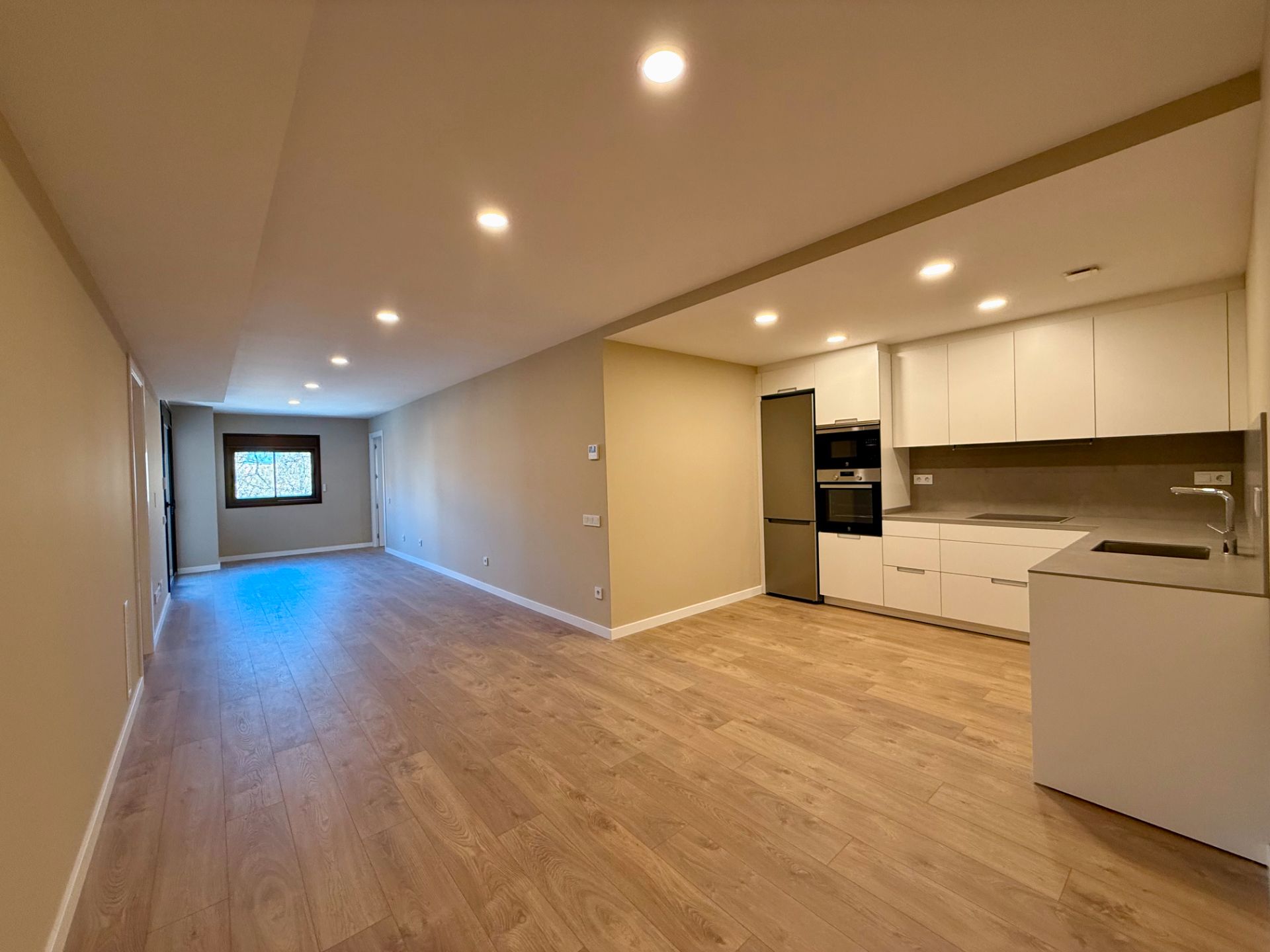 Flat for rent in Castellar del Vallès  with Air Conditioner, Heating and Balcony