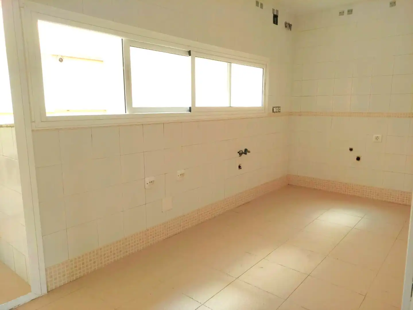 Bathroom of Duplexes for sale in Roquetas de Mar  with Terrace