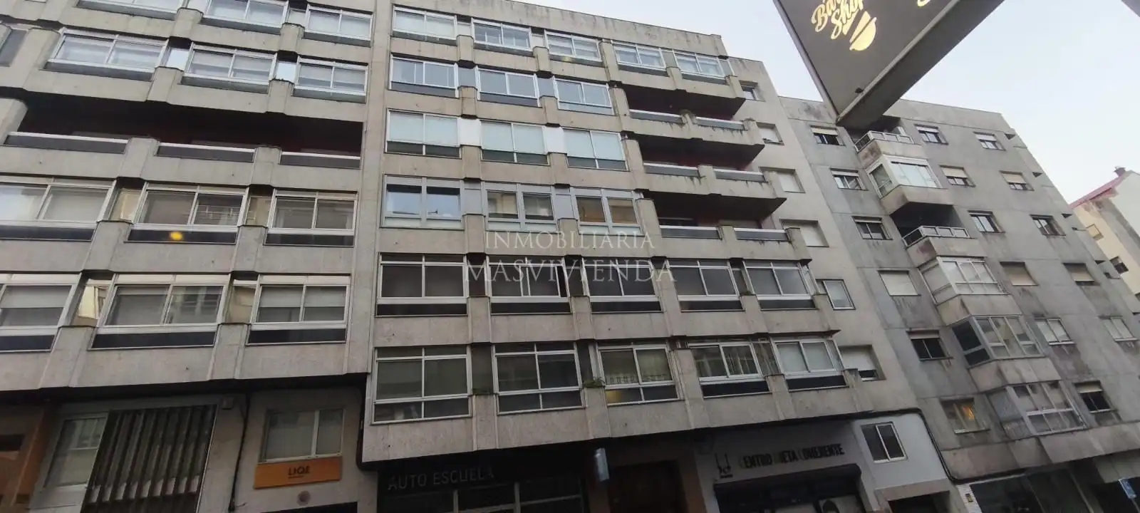 Vista exterior de Piso en venta en Vigo  con Calefacción, Terraza y Trastero
