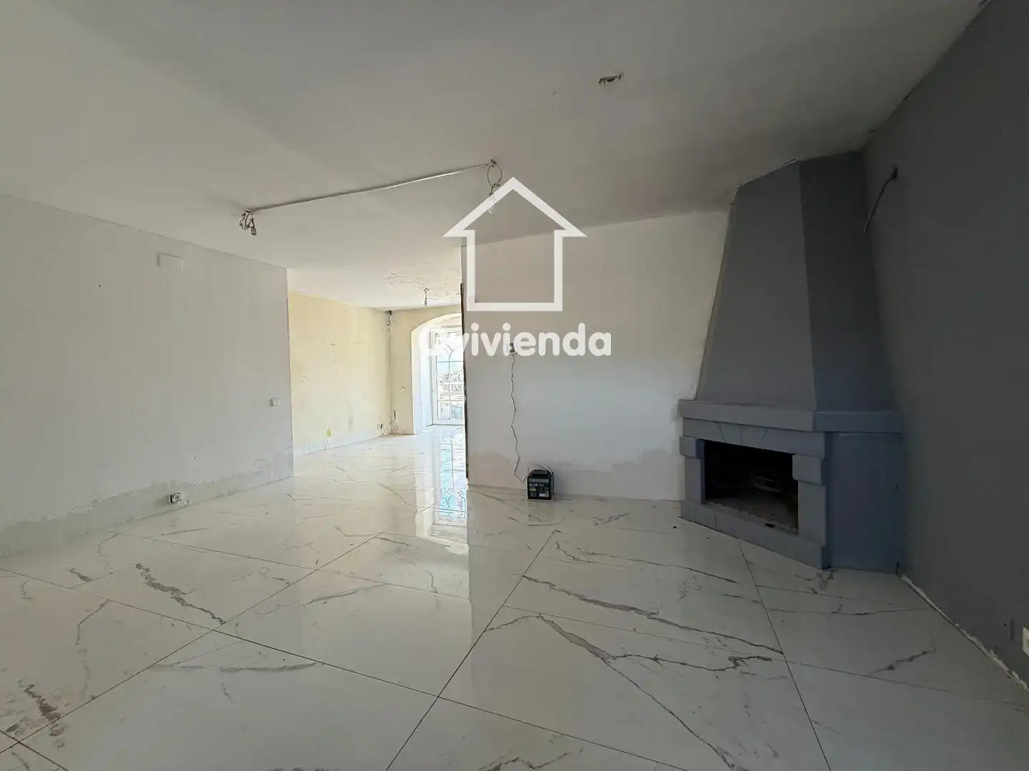 Sala de estar de Casa adosada en venta en Palau-solità i Plegamans con Piscina