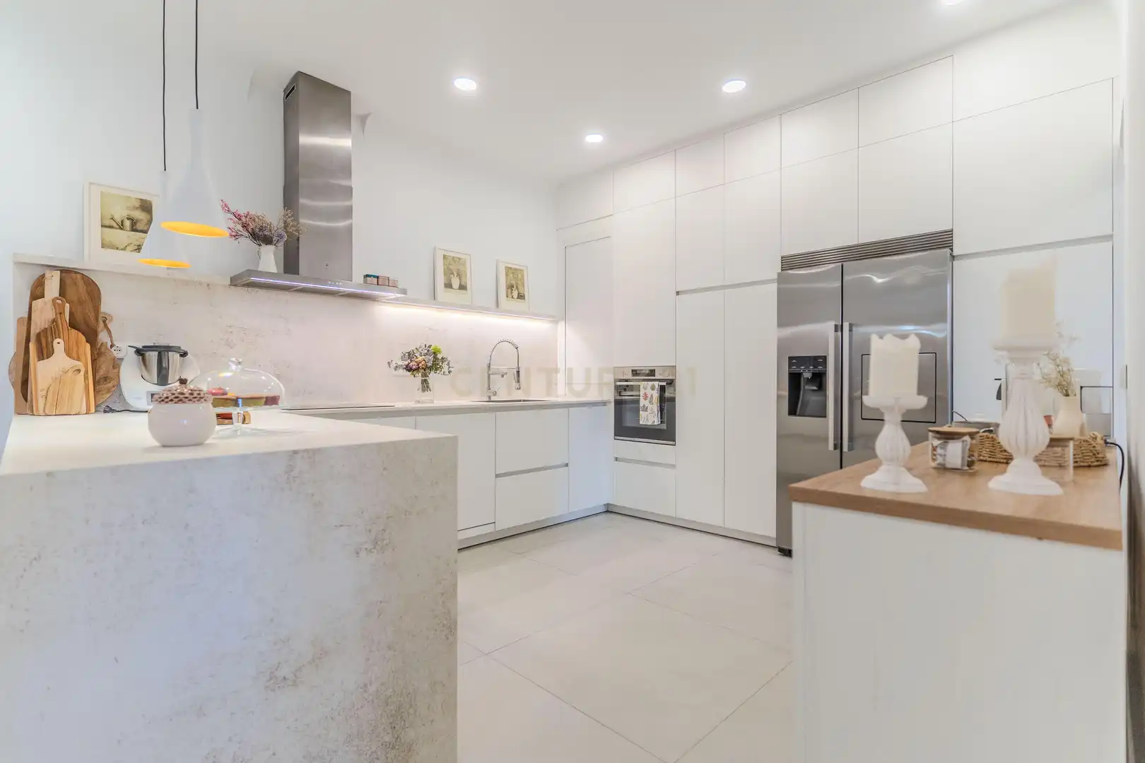 Kitchen of Apartments for sale in Granada  with Oven, Washing machine and Microwave