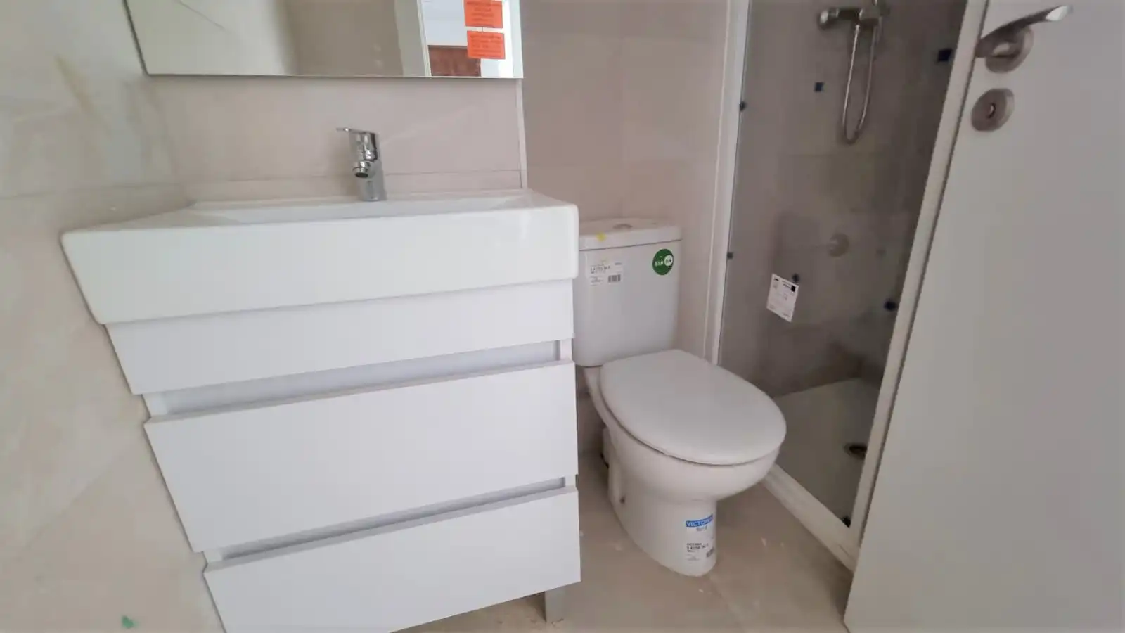 Appartamento con terrazza in affitto a Figaró-Montmany, imagen 8