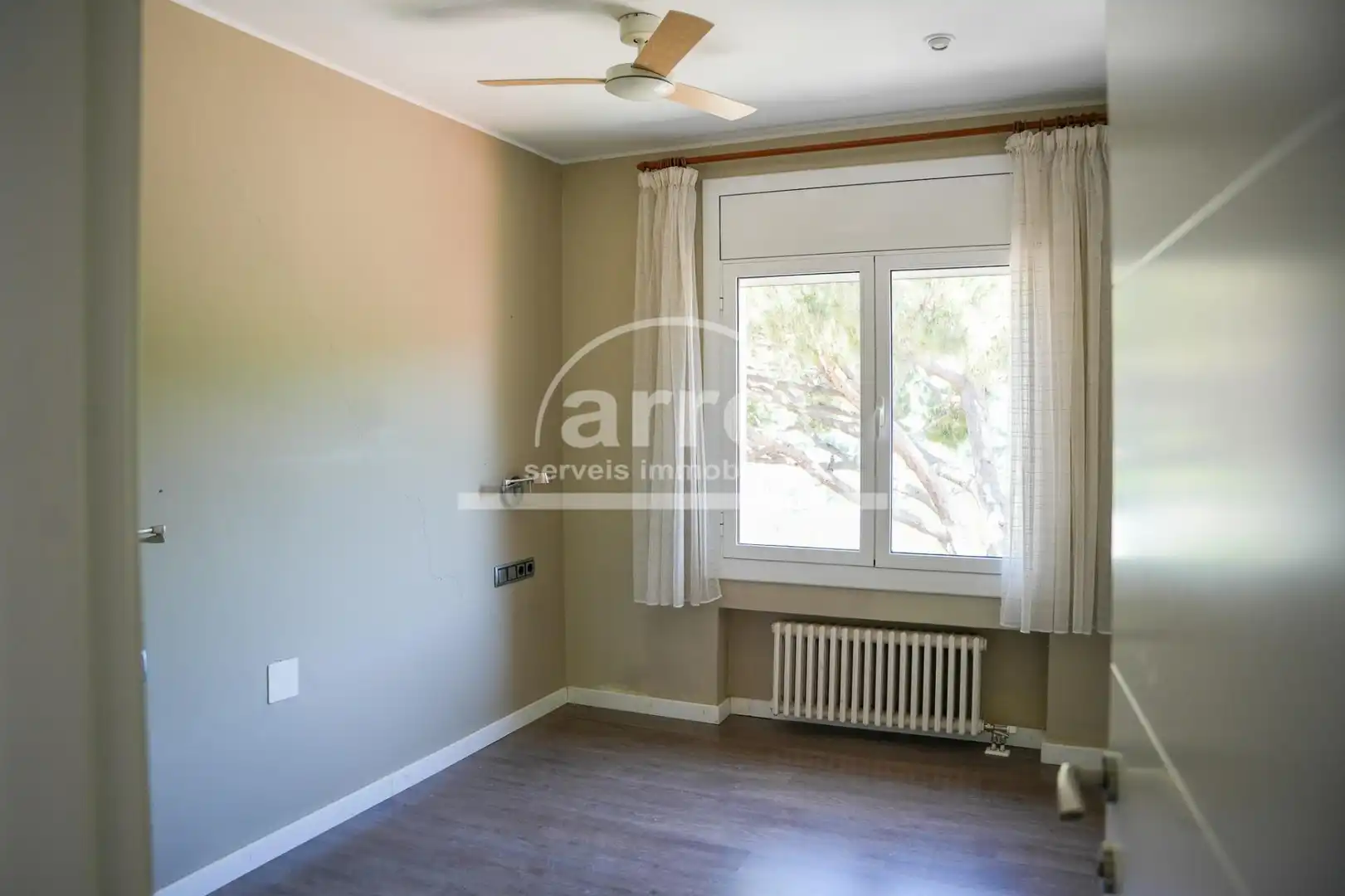 Bedroom of Houses for sale in Cabrils  with Heating, Private garden and Parquet flooring
