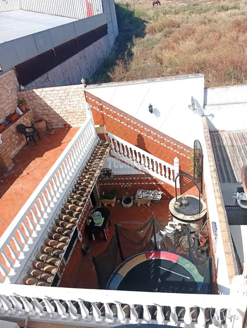 Terraza de Casa adosada en venta en Coria del Río