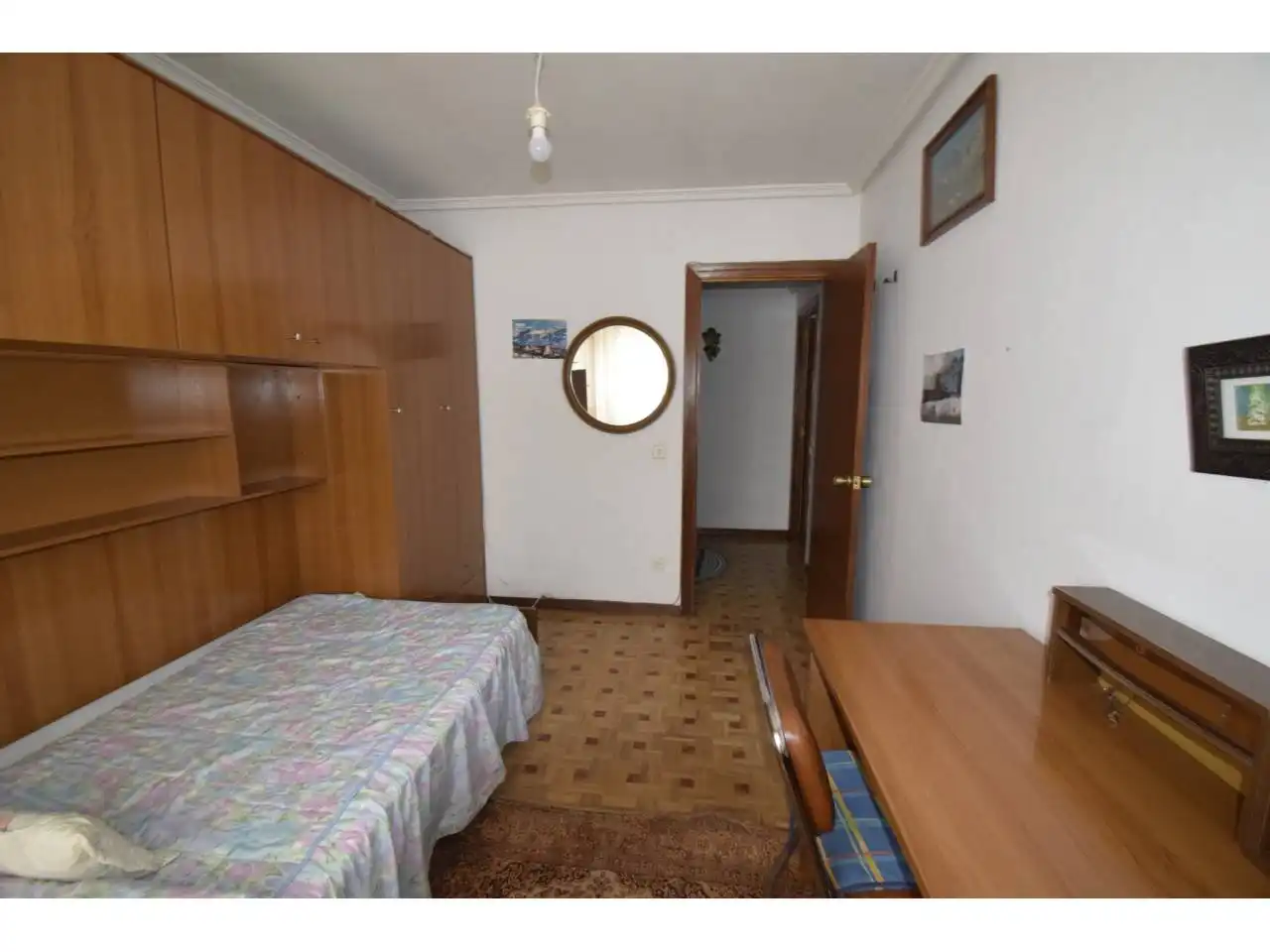Habitación de Piso de alquiler en León Capital  con Calefacción, Terraza y Trastero