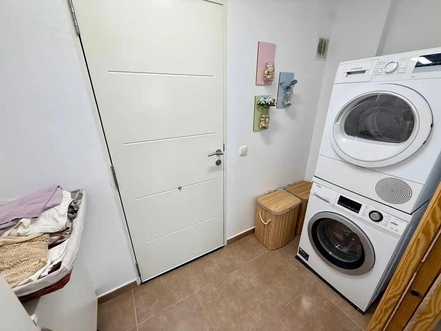 Maisonette zum Verkauf in Vícar mit Klimaanlage, Heizung und Abstellraum