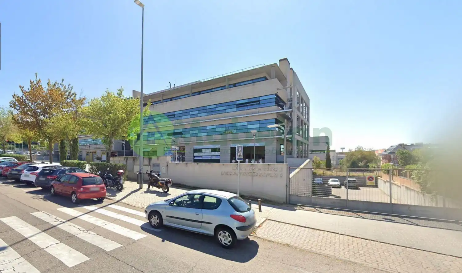 Vista exterior de Oficina de lloguer en Las Rozas de Madrid amb Calefacció