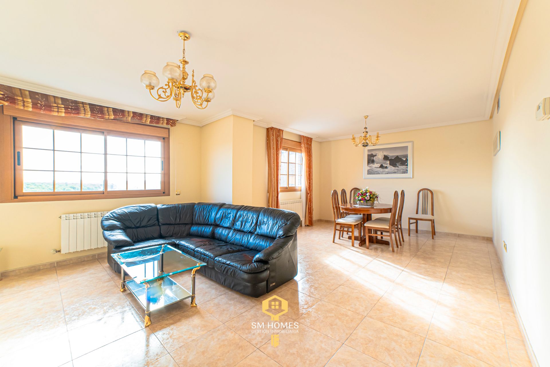 Living room of Flat for sale in Coslada  with Air Conditioner, Heating and Storage room