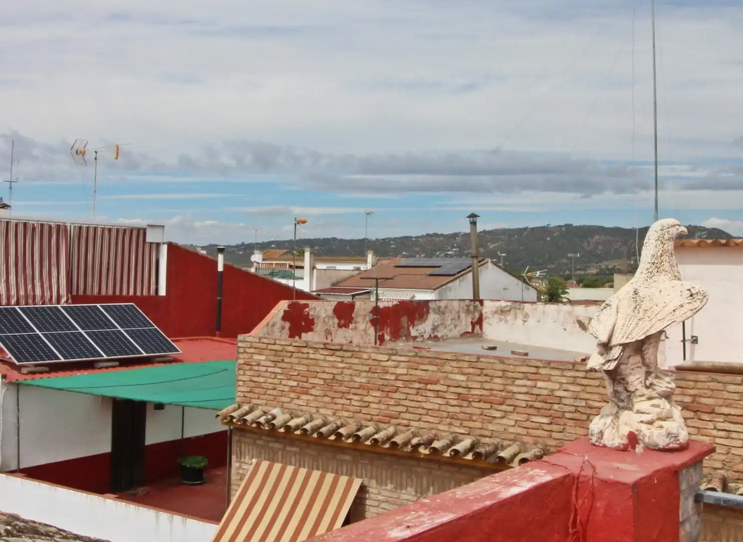 Vista exterior de Casa o xalet en venda en Córdoba amb Terrassa