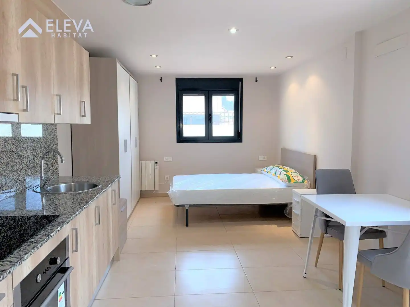 Habitación de Edificio en venta en Lleida