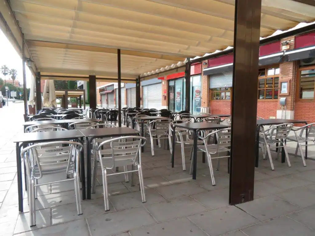 Terraza de Local en traspaso en Sant Andreu de la Barca con Aire acondicionado, Calefacción y Terraza