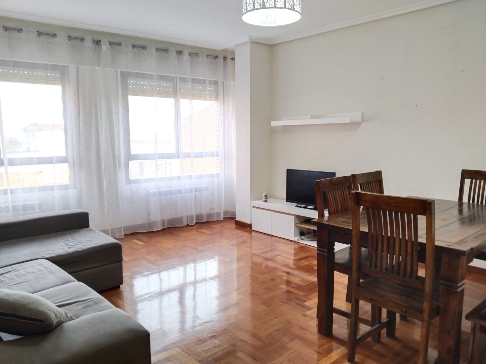 Living room of Flat for sale in Lardero  with Heating, Parquet flooring and Terrace