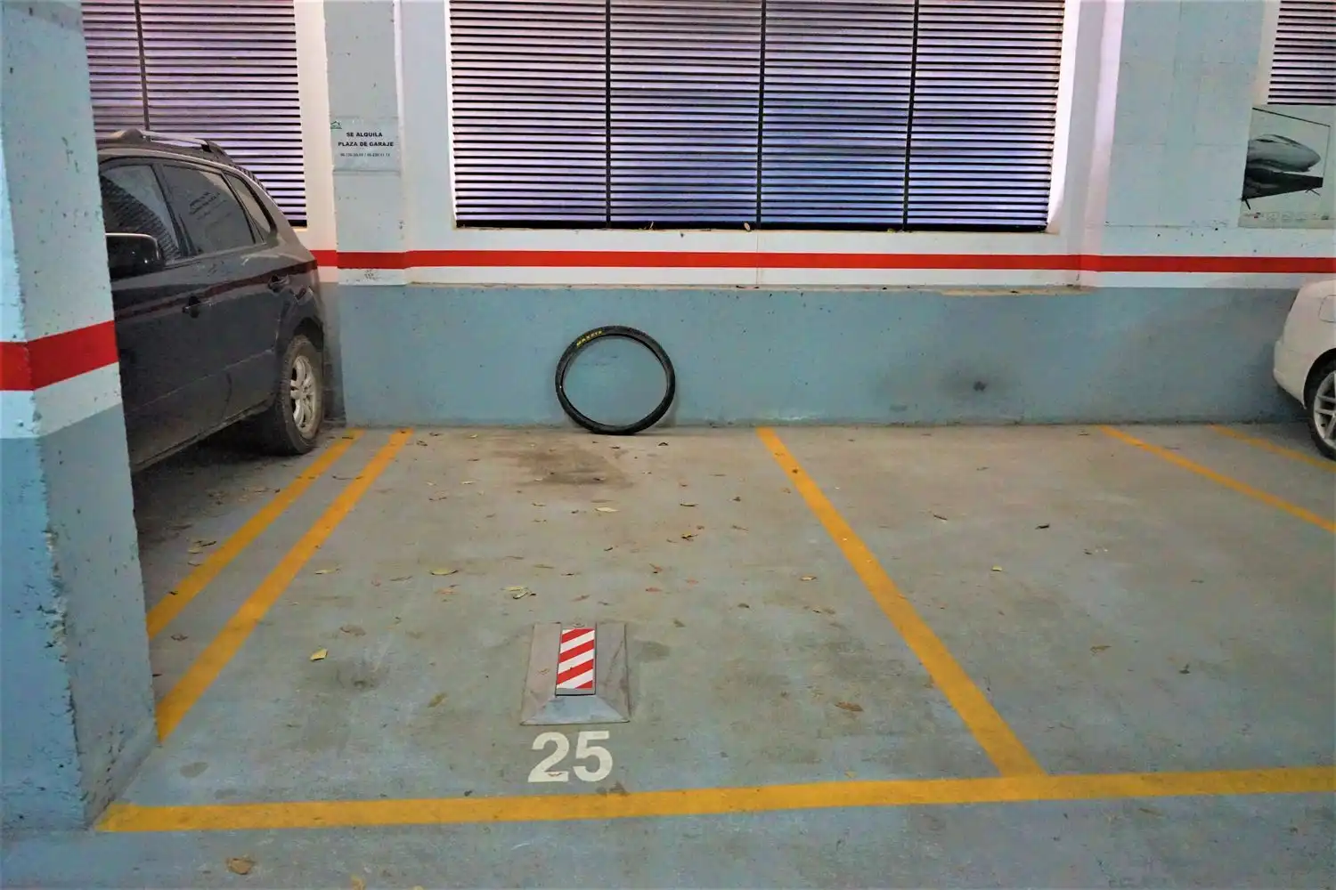 Parkplatz zum Verkauf in Calle Mira 4