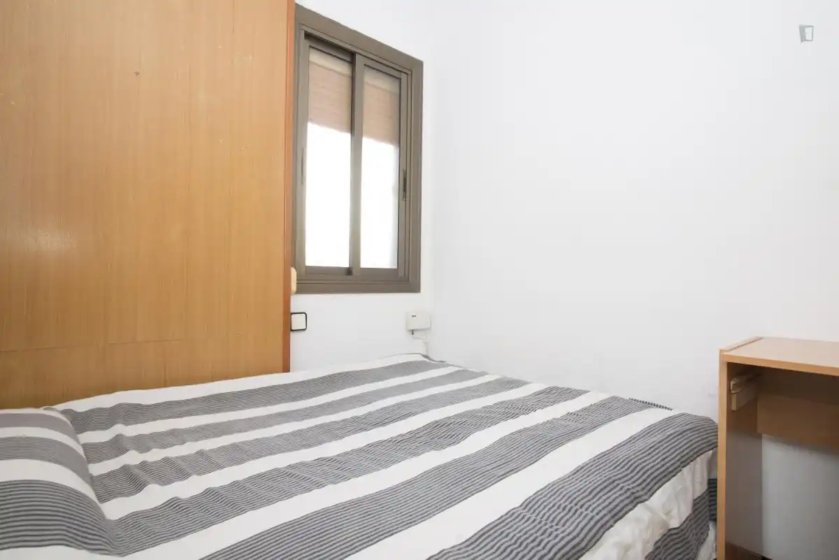 Habitació a Sant Martí de Provençals