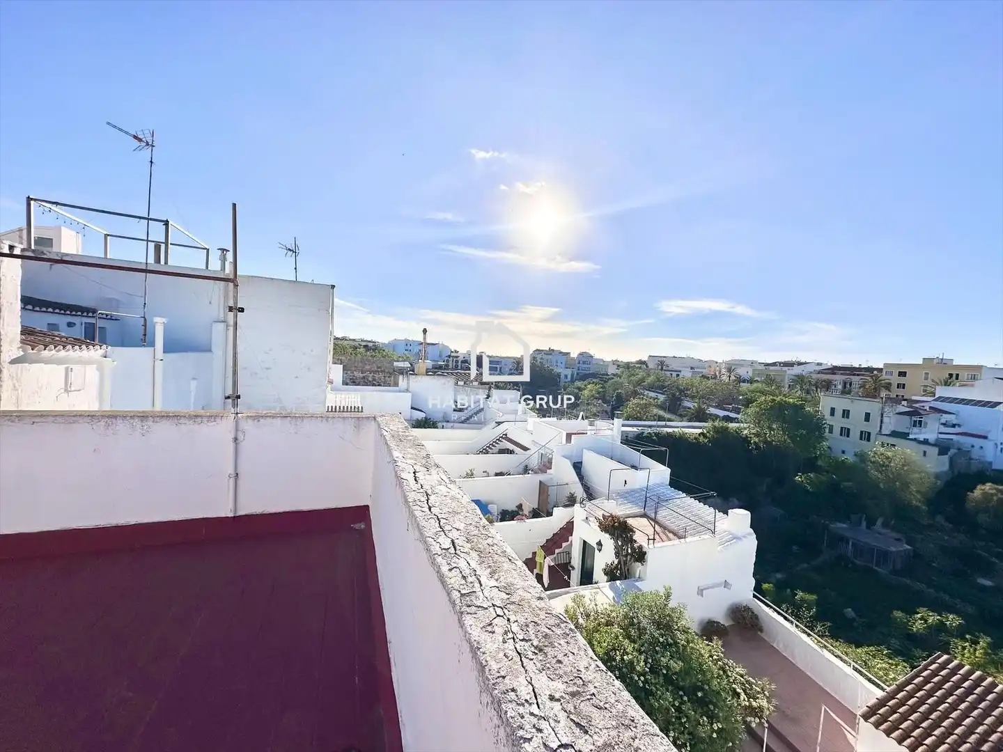 Vista exterior de Casa adosada en venda en Ciutadella de Menorca amb Calefacció i Terrassa