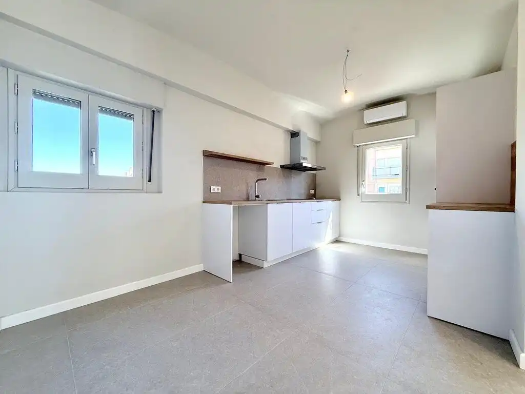 Cocina de Piso en venta en Figueres con Aire acondicionado, Calefacción y Terraza