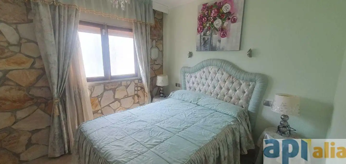 Dormitori de Casa o xalet en venda en Roses amb Calefacció, Jardí privat i Terrassa