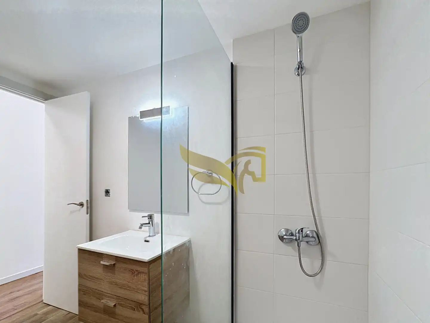 Badezimmer von Wohnung zum Verkauf in Los Alcázares mit Parkett, Terrasse und Abstellraum