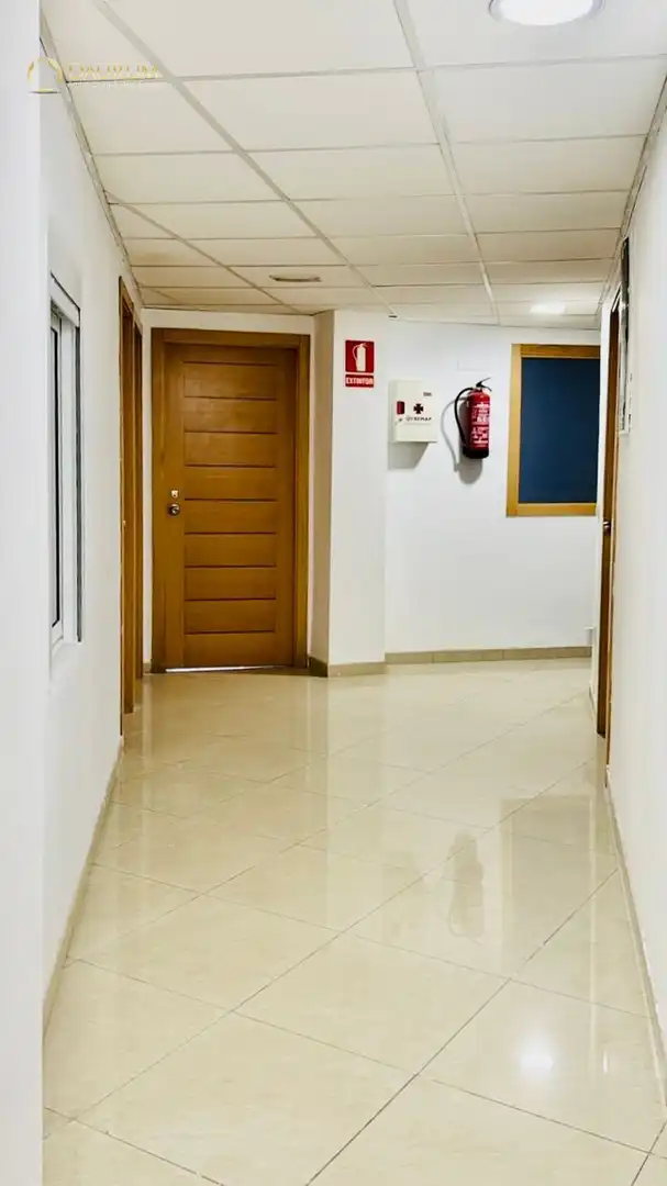 Oficina en venta en Quart de Poblet con Aire acondicionado, Terraza y Amueblado