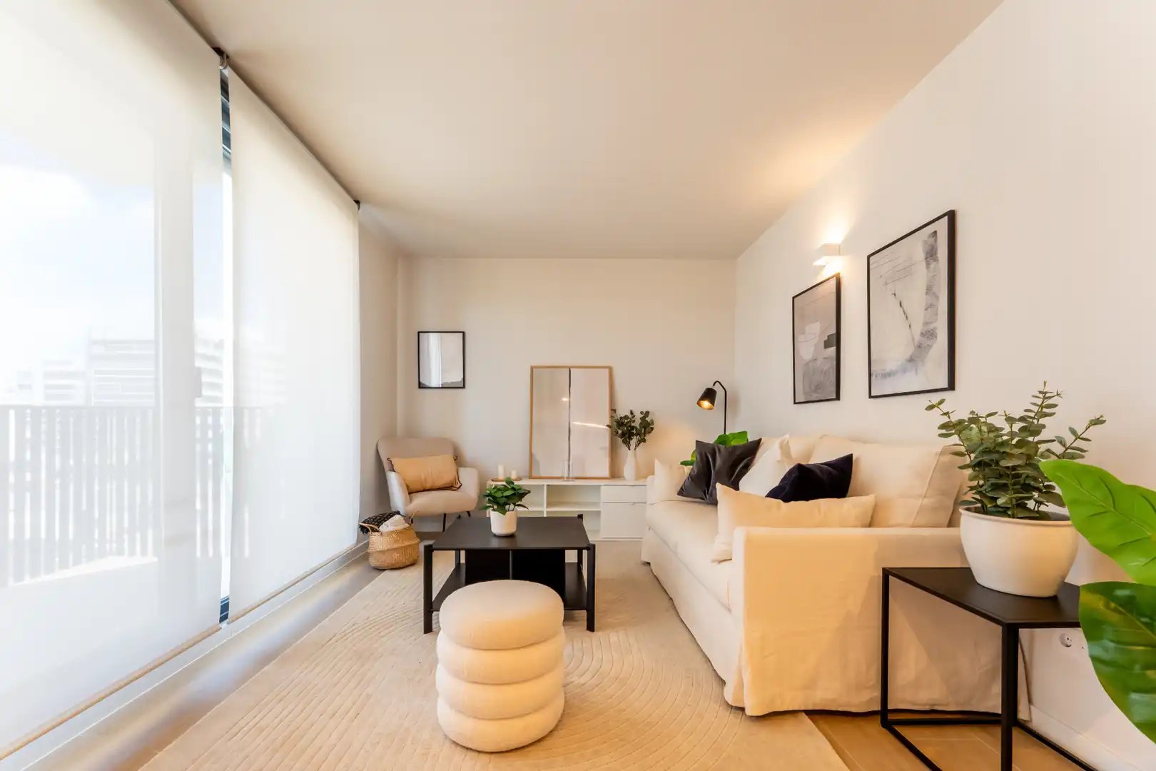 Living room of Flat for rent in Alcalá de Henares  with Air Conditioner, Private garden and Terrace