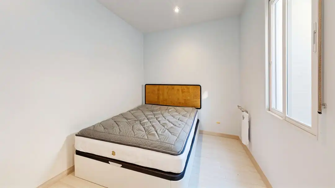 Bedroom of Flat for sale in Madrid  with Air Conditioner, Heating and Furnished