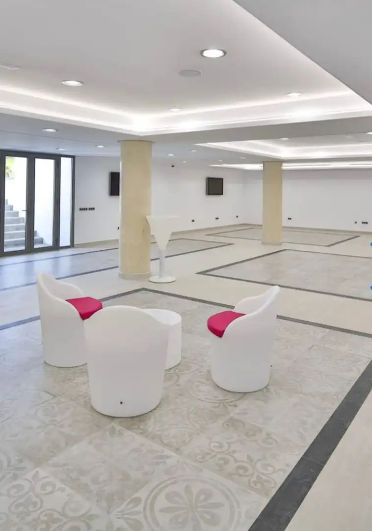 Houses for sale in Sotogrande  with Air Conditioner, Heating and Private garden
