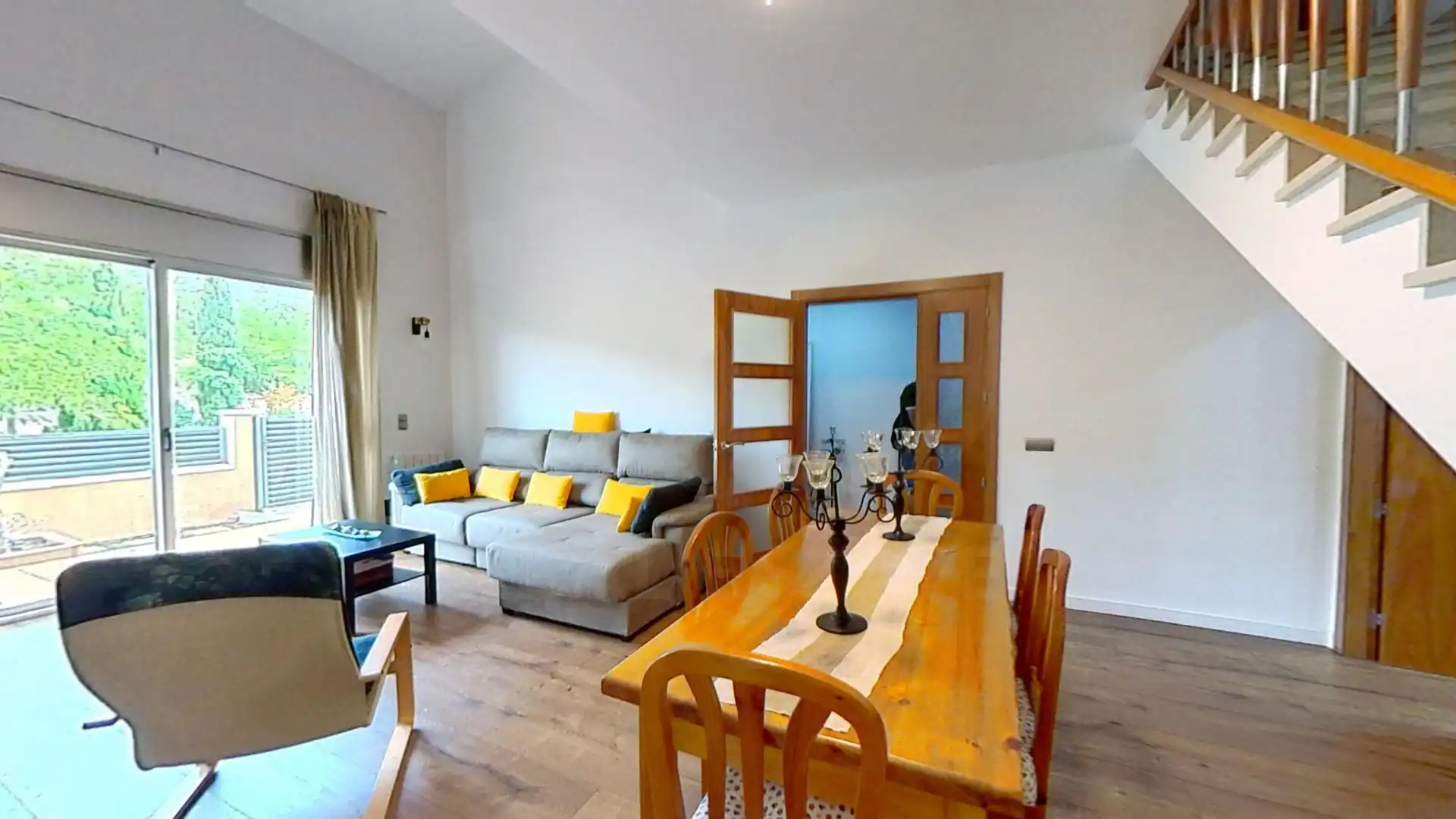 Casa aparellada en venda a El Montmell, imagen 5