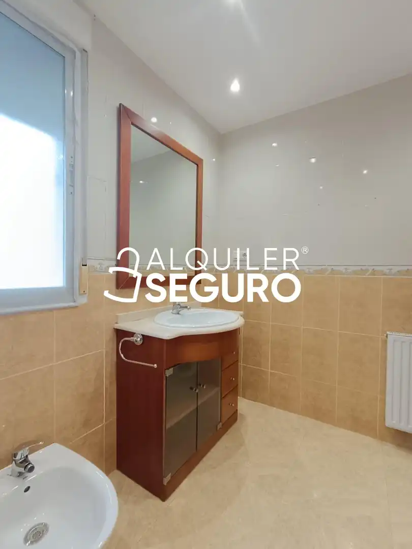 Bathroom of Houses for rent in Los Robles  