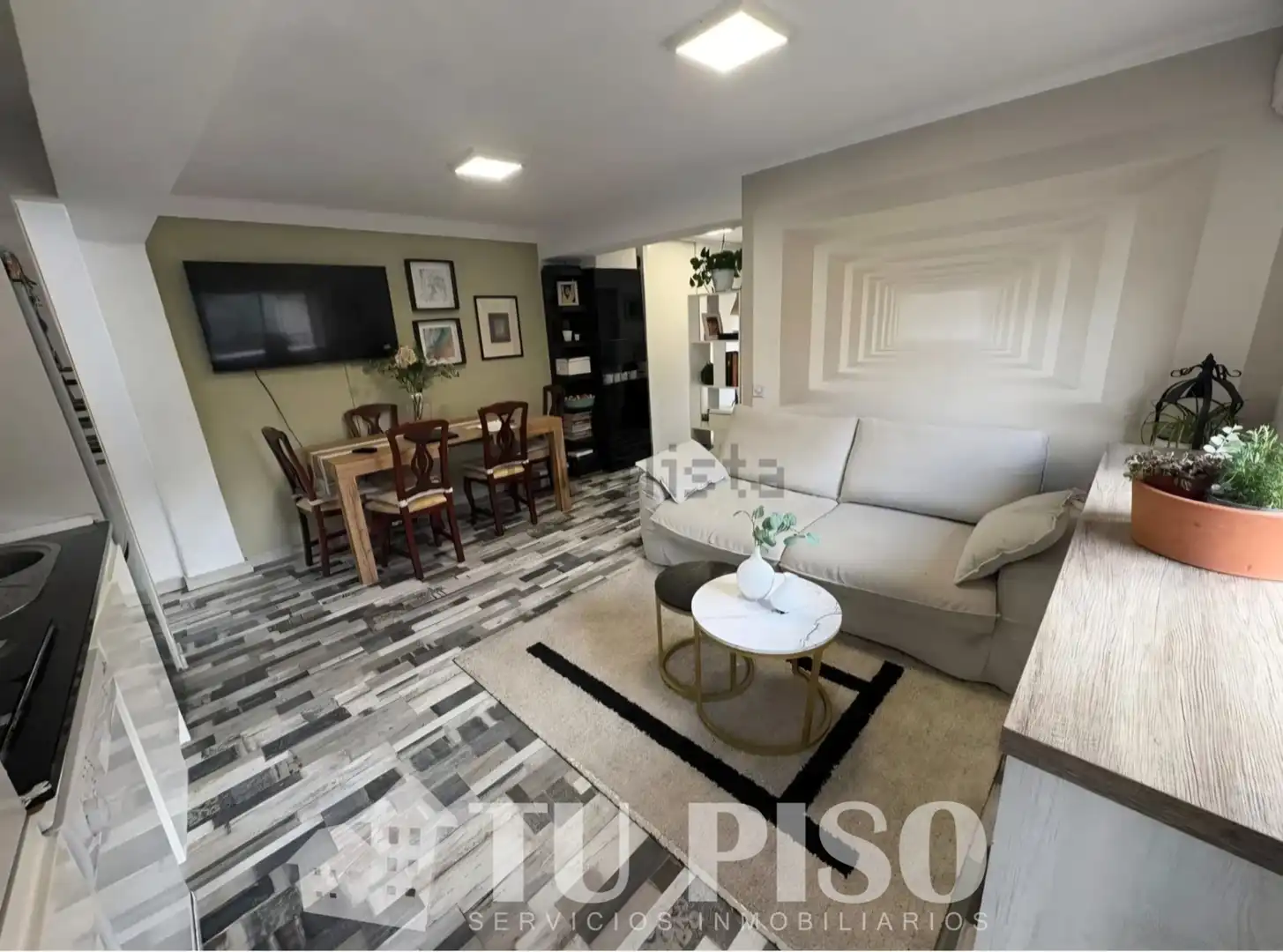 Sala d'estar de Pis en venda en Madrid amb Aire condicionat i Calefacció