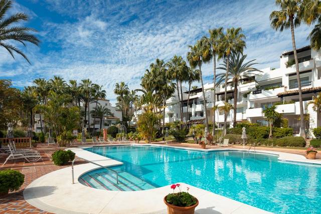 Apartamento en Venta en Avenida Melvin Villaroel, 20 en Puente Romano