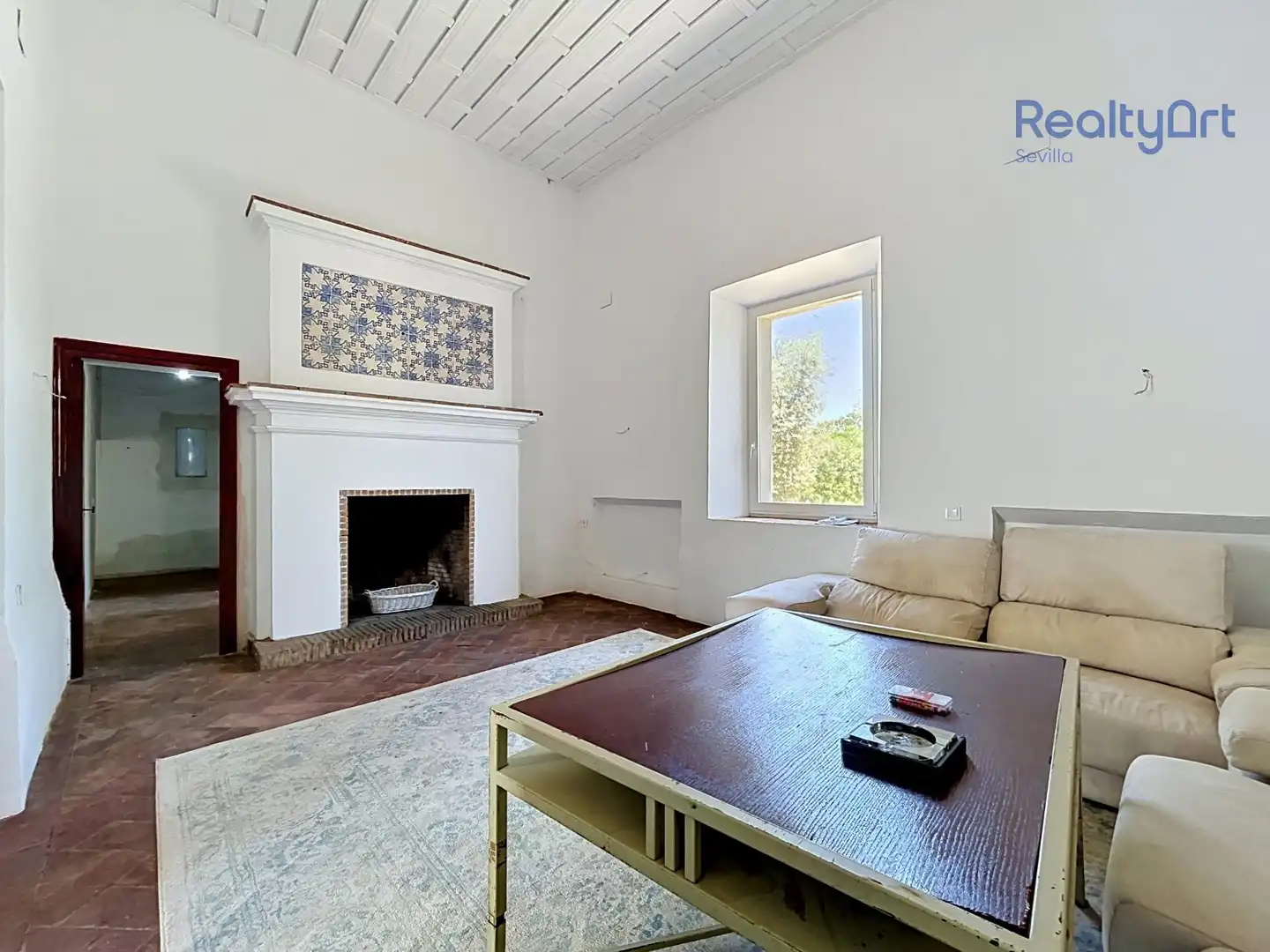 Sala de estar de Finca rústica en venta en Bollullos de la Mitación con Jardín privado y Piscina